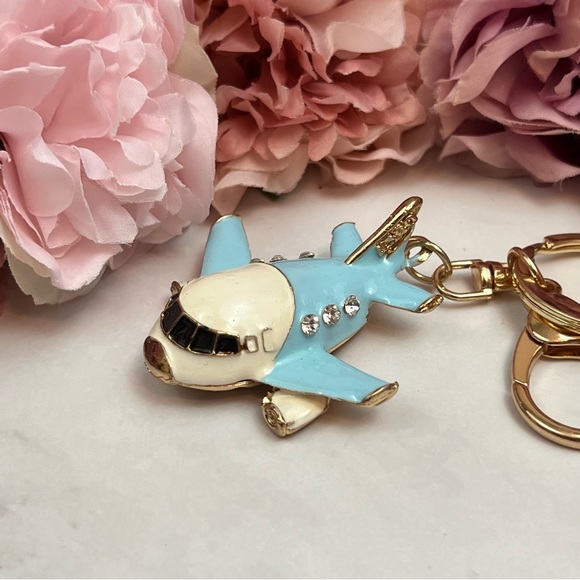 Beautiful Blue and White Crystal Airplane Keychain Charm - Picture 5 of 16